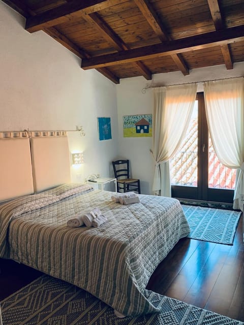 Superior Double or Twin Room, Mountain View | Free WiFi