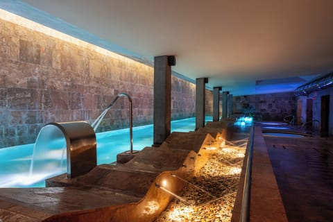 Sauna, Turkish bath, body treatments, aromatherapy, body wraps