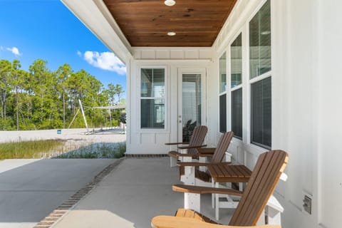 House, Multiple Beds (Bama Breeze at Summer Salt) | Terrace/patio