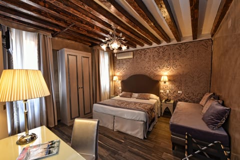 Superior Double or Twin Room | Down comforters, in-room safe, free cribs/infant beds, free WiFi