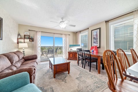 Living and dining seamlessly blend together!