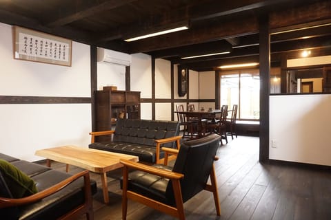 Private Vacation House, Non Smoking | Living area
