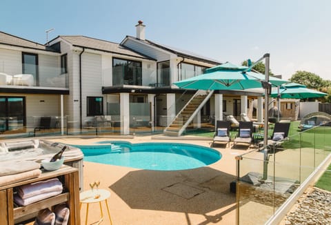 Indulge in ultimate coastal luxury at the showstopping Heron House in Newquay