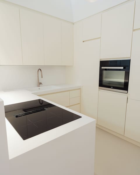 Deluxe Villa, City View | Private kitchen | Toaster