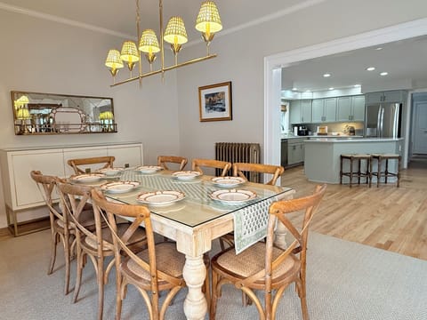 Private Dining Room with seating for 8