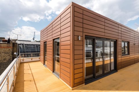 House | 4 bedrooms, desk, Internet