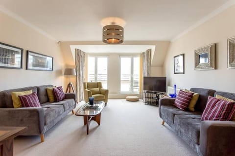 Standard Apartment, Balcony | Living area