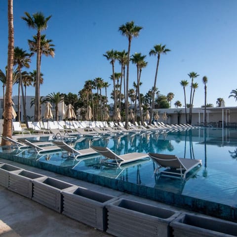 Indoor pool, seasonal outdoor pool