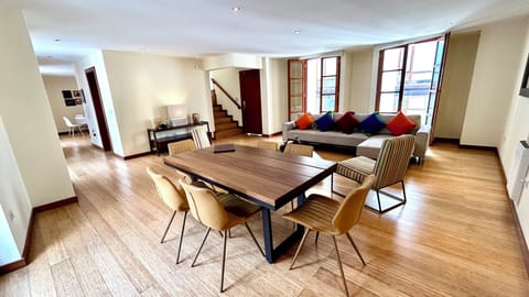 Dining & Living Area (1)