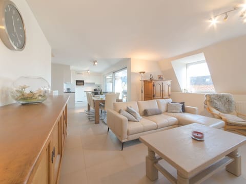 Furniture, Table, Couch, Wood, Cabinetry, Lighting, Building, Interior Design, Flooring, Floor