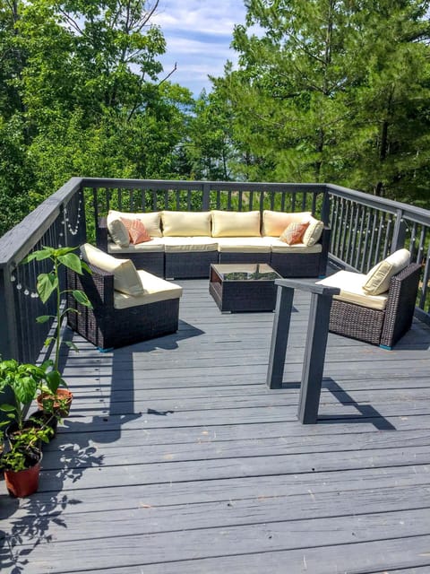Outside Deck Furniture