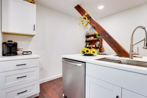 Apartment (1 Bedroom) | Interior