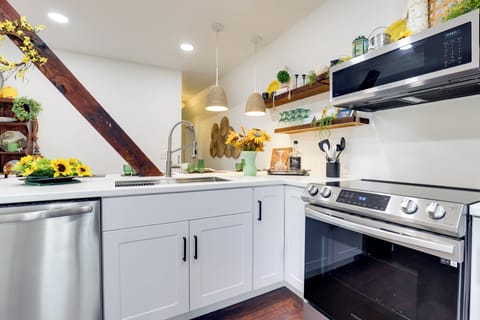 Apartment (1 Bedroom) | Interior