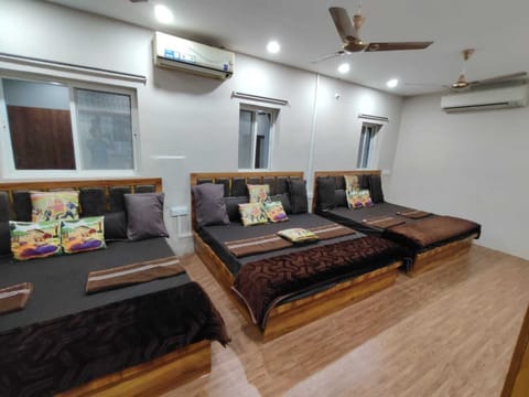 Comfort Triple Room | WiFi (free)