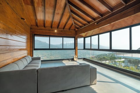 Luxury Villa | 6 bedrooms, free WiFi