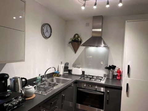 A lovely kitchen to prepare your meals