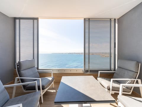 Apartment | Balcony
