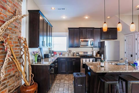 With rough-hewn touches, rustic wood and modern comforts...