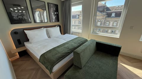 In-room safe, laptop workspace, blackout drapes, soundproofing