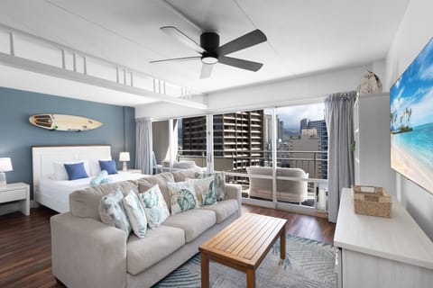 Welcome to your city retreat - where urban style meets island charm!
