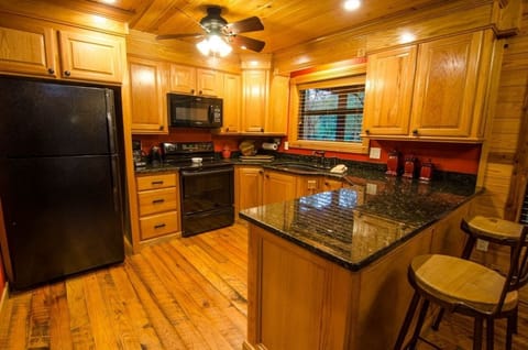 d5dabb87-2416-4745-90c1-1bc94ce59190