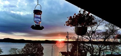 Nature, Outdoors, Sky, Scenery, Lighting