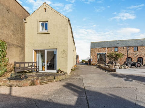 Exterior | Turnip House - Dickinson Place Holiday Cottages, Allonby