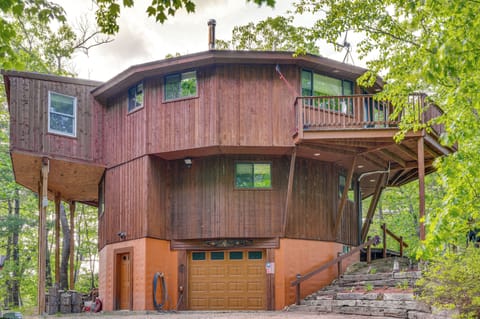 Center Ossipee Vacation Rental | 4BR | 3.5BA | 3,000 Sq Ft | 13 Steps to Enter