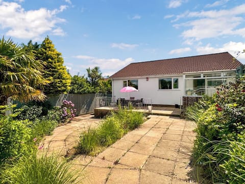 Exterior | Broadstone Cottage, Torquay