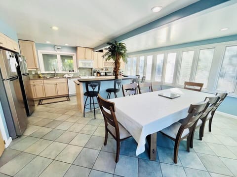 House, Multiple Beds, Kitchen, Garden View | Private kitchen | Coffee/tea maker