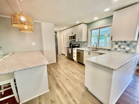 House, Multiple Beds, Patio, Garden View | Private kitchen | Coffee/tea maker