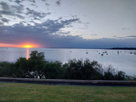 Rippleside & Eastern Beach boat & fishing venues