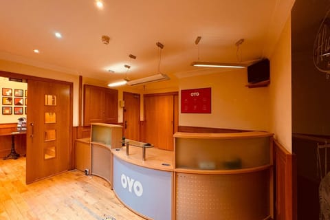 Entrance / Reception