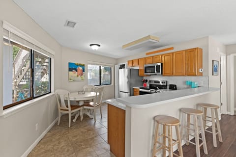 285 Payne Street, #12