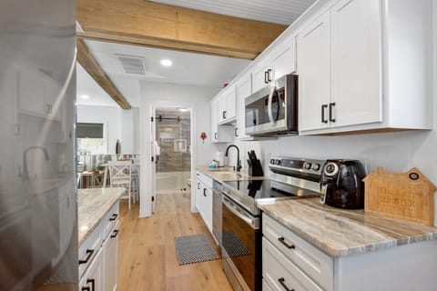 Gorgeous updated kitchen