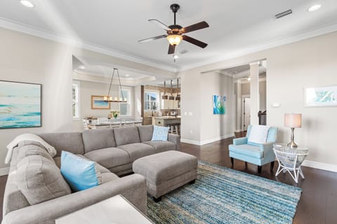 2nd Floor Living Room