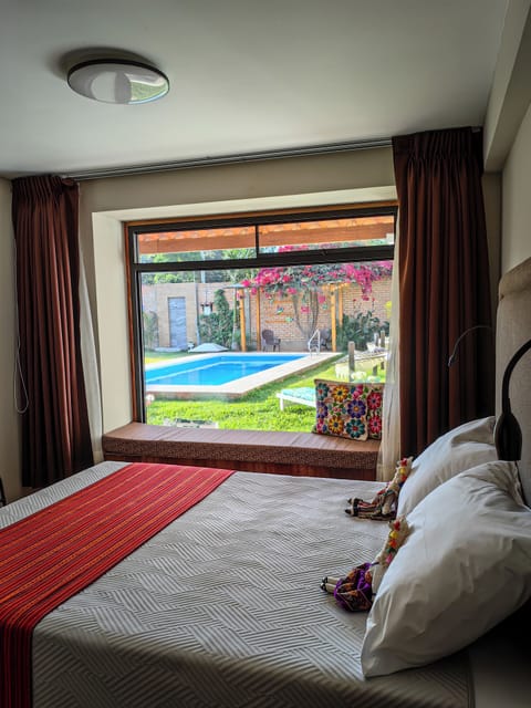Standard Bungalow, Pool View | WiFi (free)