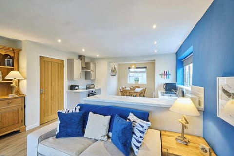 Kittling Nook, Bamburgh - Host & Stay