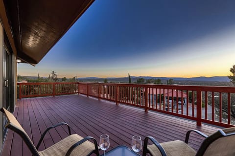 Perfect Patio Sunsets, Stars & Views