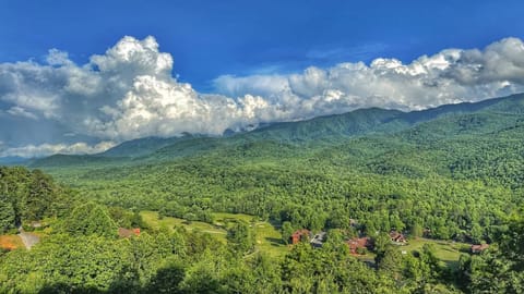 The views into GSMNP are stunning and unbeatable for this price point!