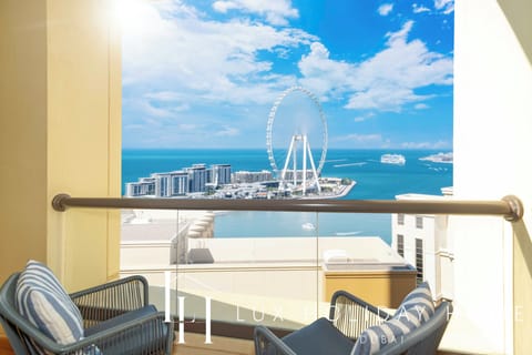Apartment | Balcony view
