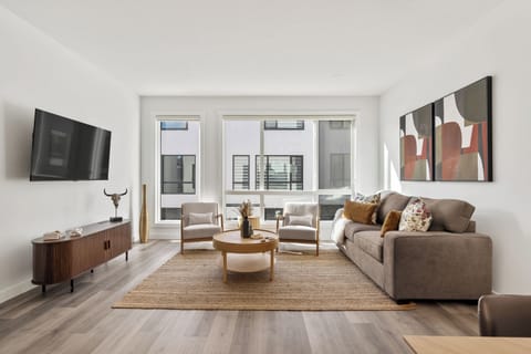 Welcome to your home away from home! :) Living space off the kitchen and dining area. 