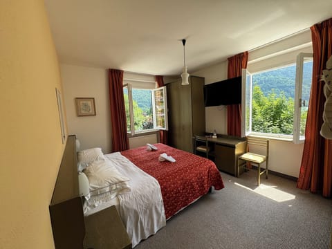 Standard Double or Twin Room, Garden View | Free WiFi