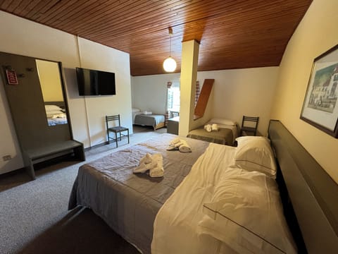 Standard Quadruple Room | Free WiFi