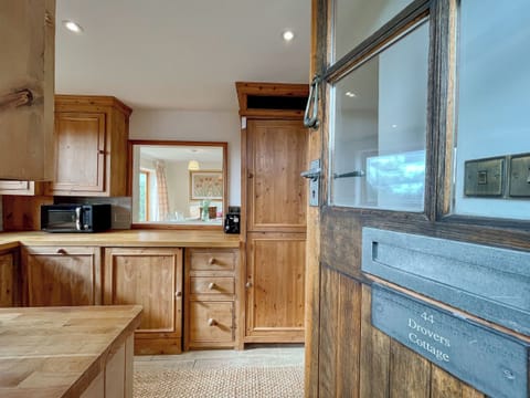 Kitchen | Drovers Cottage, Tetbury