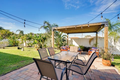 Cape Coral Vacation Rental | 4BR | 2BA | 1 Step to Enter | 1,800 Sq Ft