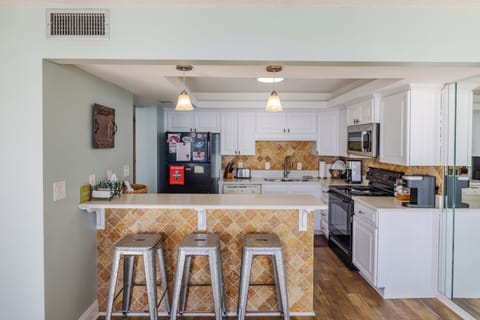 Bar seating at the kitchen