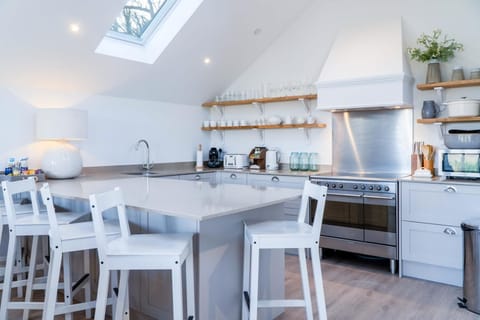 Ty Florence - 3 Bedroom Cottage - Bayview Oxwich (6517)