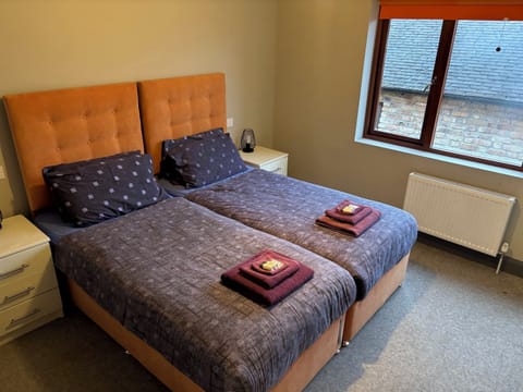 Desk, laptop workspace, free WiFi