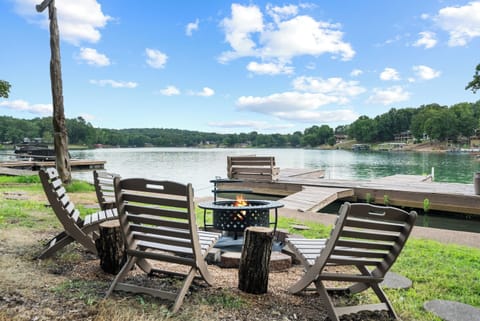 Relax in this peaceful cove of Lake Thunderbird